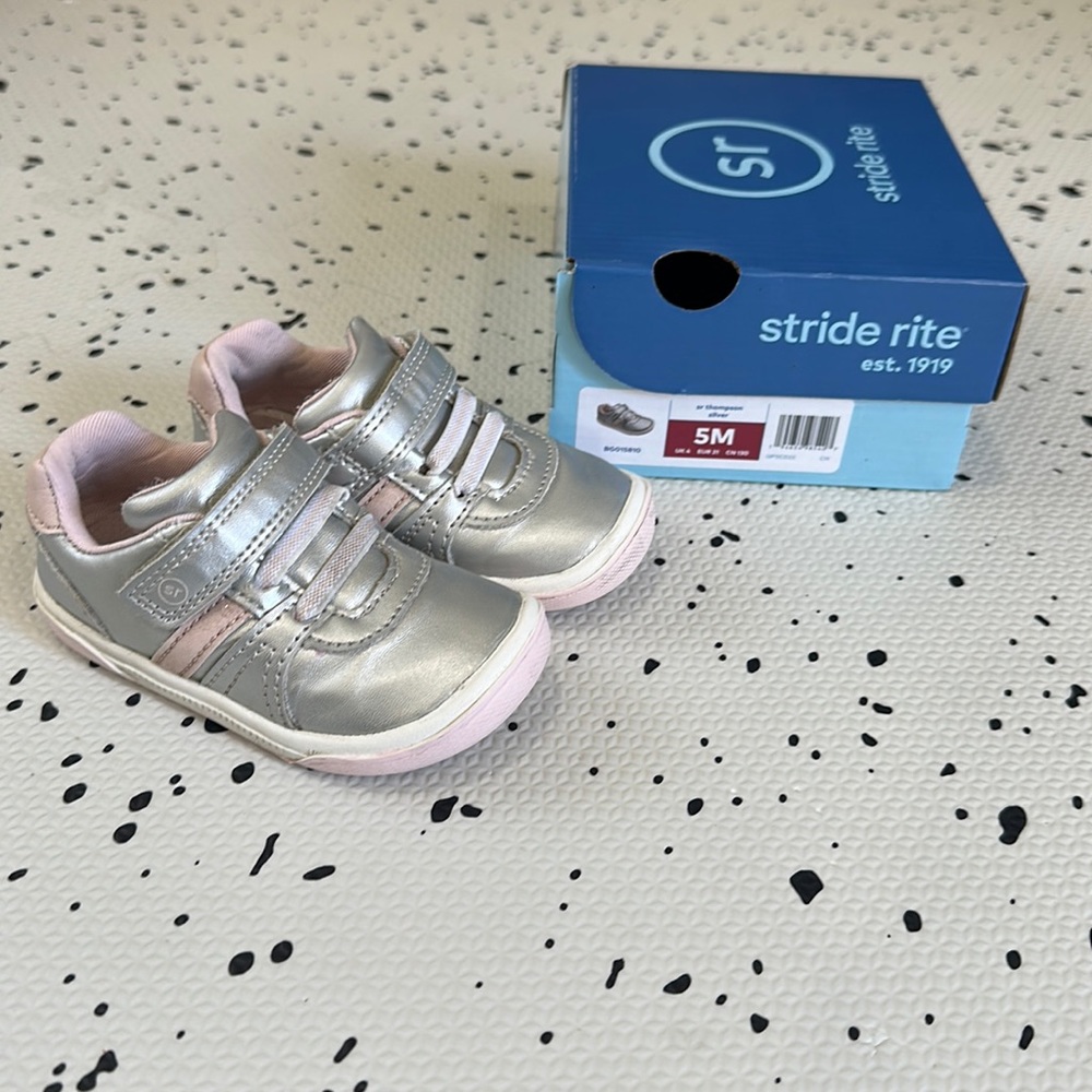 Stride Rite Unisex-Child Sr Thompson Sneaker